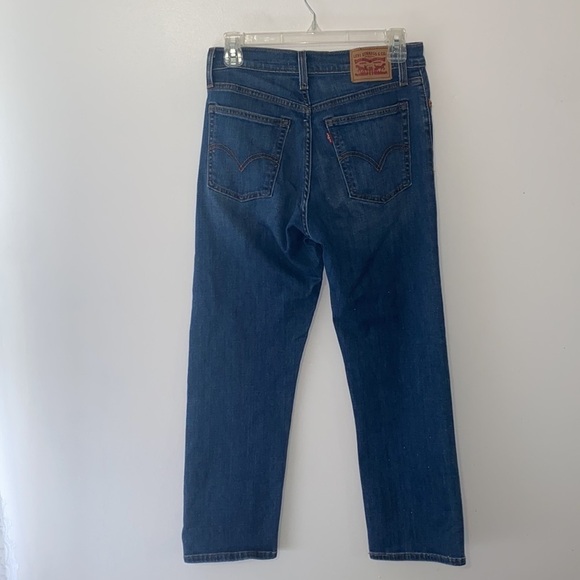 Levi’s Wedgie High Rise Straight Leg Button Fly Jeans - Picture 4 of 7